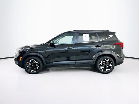 Used 2024 Kia Seltos EX AWD/4WD image 4