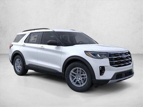 New 2026 Ford Explorer Active w/ Active Comfort Package image 7