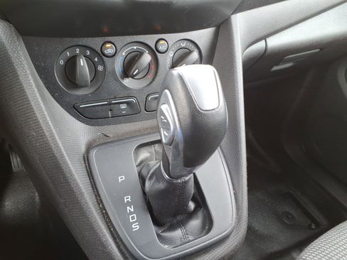 Used 2017 Ford Transit Connect XL image 10