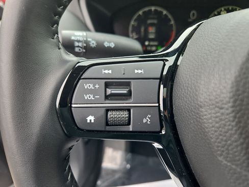 Certified 2026 Honda HR-V EX-L image 23