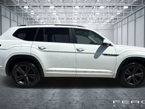 Used 2022 Volkswagen Atlas SEL R-Line AWD/4WD image 6