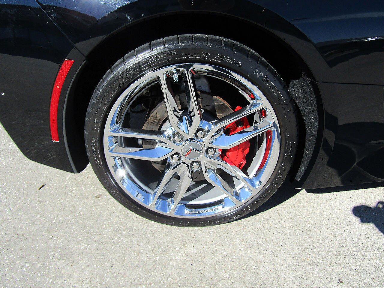 Used 2014 Chevrolet Corvette Stingray Coupe w/ 3LT Preferred Equipment Group RWD image 23