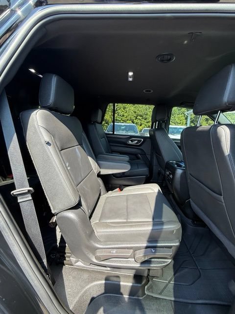 Used 2024 Chevrolet Tahoe LT w/ Luxury Package RWD image 20