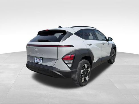 Used 2025 Hyundai Kona SEL AWD/4WD image 5