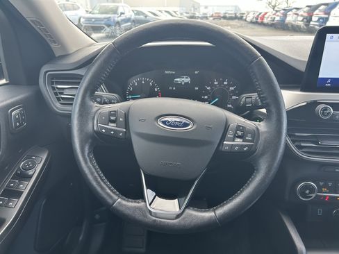 Used 2020 Ford Escape SEL image 10
