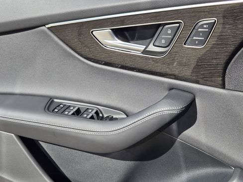 New 2026 Audi Q8 Premium Plus image 26