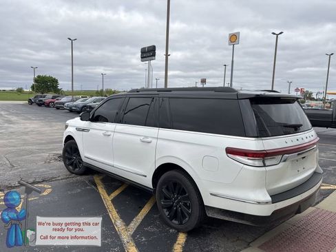 Used 2023 Lincoln Navigator L Black Label AWD/4WD image 3