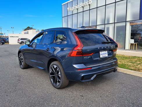 New 2026 Volvo XC60 B5 Plus w/ Protection Package Premier image 4