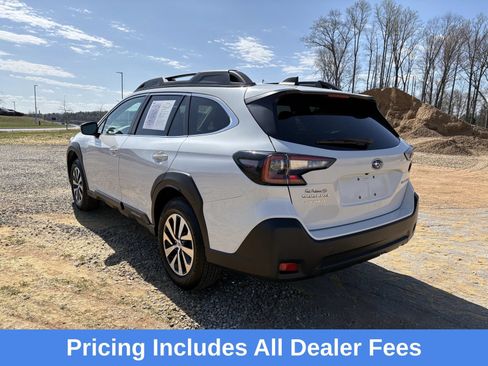 Certified 2025 Subaru Outback Premium AWD/4WD image 6