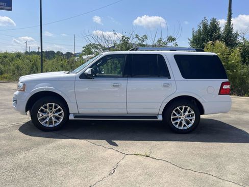 Used 2016 Ford Expedition Limited RWD image 6