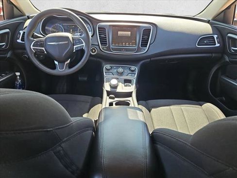 Used 2016 Chrysler 200 Limited image 16