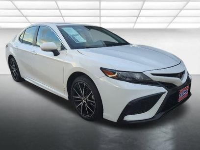 Used 2024 Toyota Camry SE