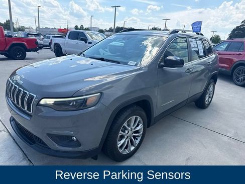 Used 2022 Jeep Cherokee Latitude Lux w/ Sun & Sound Group FWD image 4