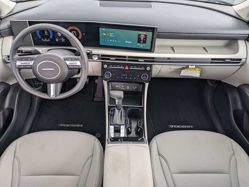 Certified 2026 Hyundai Tucson SEL Plus FWD image 17