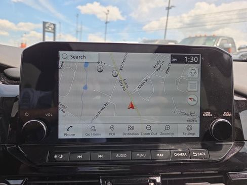Used 2023 Nissan Pathfinder SL AWD/4WD image 21