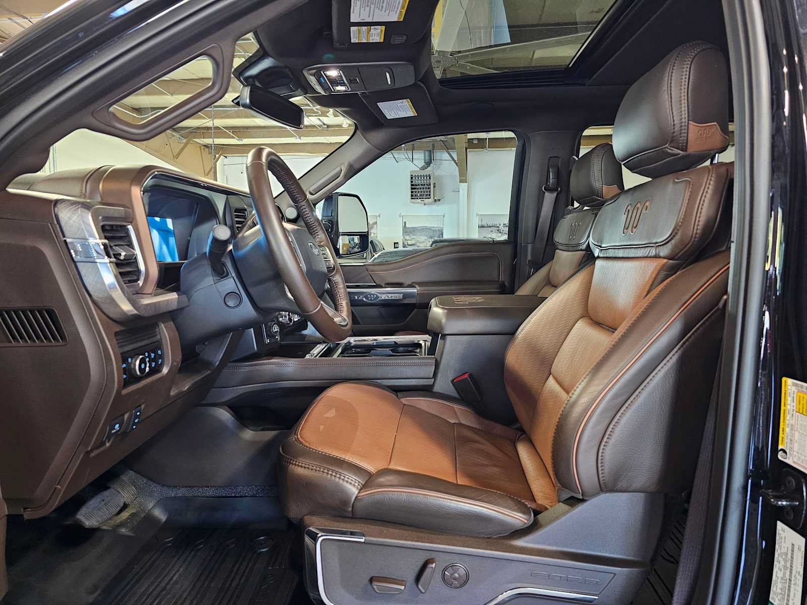 Used 2025 Ford F350 King Ranch w/ Tremor Off-Road Package AWD/4WD image 21