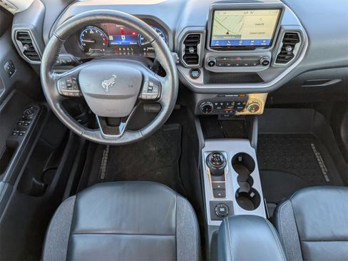 Used 2023 Ford Bronco Sport Outer Banks w/ Tech Package image 6