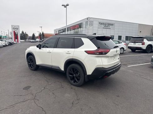 Certified 2023 Nissan Rogue SV w/ SV Premium B Package image 5