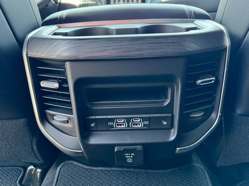 Used 2024 RAM 2500 Laramie w/ Night Edition image 26