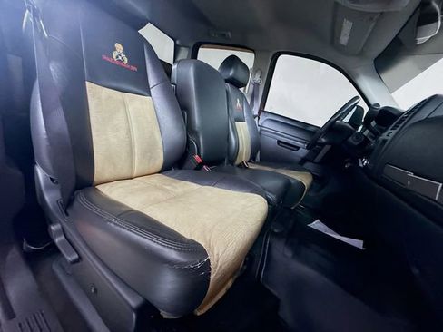 Used 2010 Chevrolet Silverado 2500 LT AWD/4WD image 26