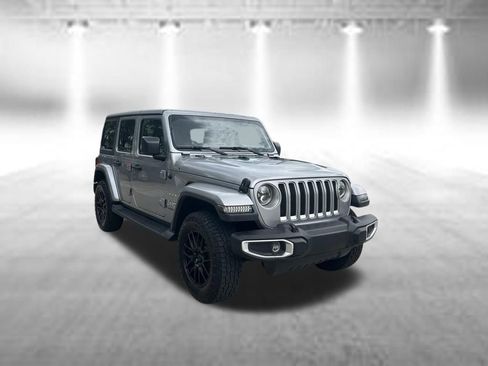 Used 2020 Jeep Wrangler Unlimited Sahara AWD/4WD image 7