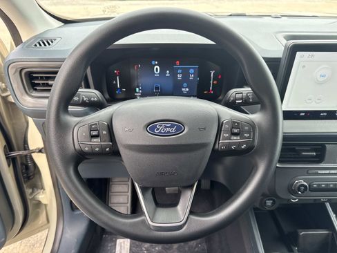 New 2025 Ford Maverick XLT w/ Black Appearance Package image 10