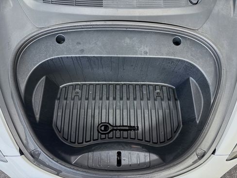 Used 2021 Tesla Model 3 Standard Range Plus image 38