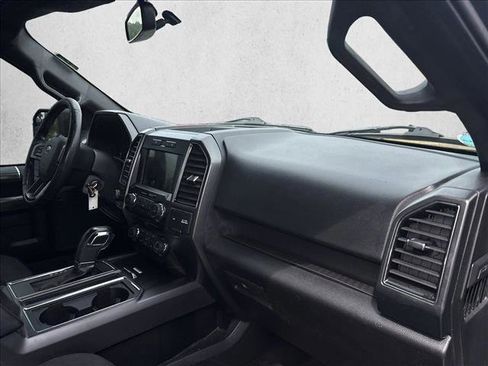 Used 2018 Ford F150 XLT w/ Equipment Group 302A Luxury AWD/4WD image 23