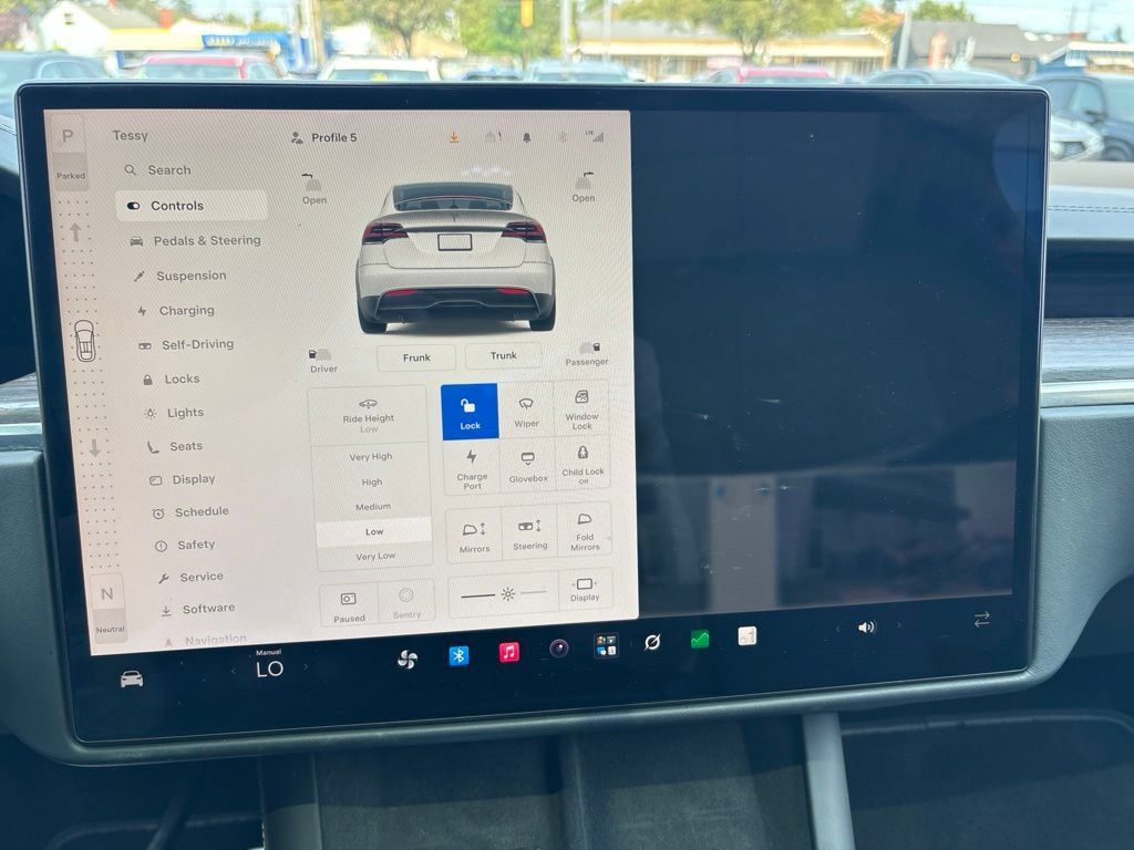 Used 2022 Tesla Model X AWD/4WD image 19