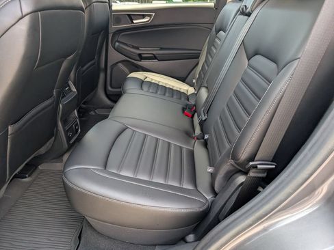 Used 2021 Ford Edge SEL w/ Convenience Package AWD/4WD image 10