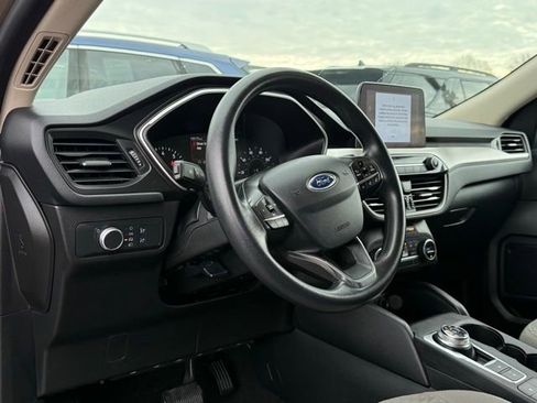 Certified 2020 Ford Escape SE image 14