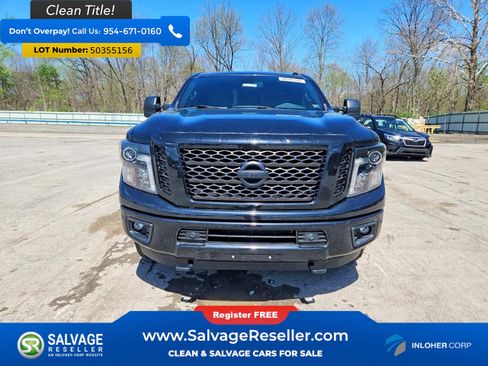 Used 2019 Nissan Titan SL w/ Midnight Edition image 7
