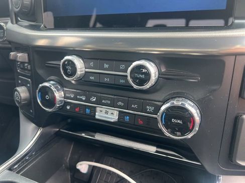 Used 2024 Ford F150 Lariat w/ FX4 Off-Road Package image 8