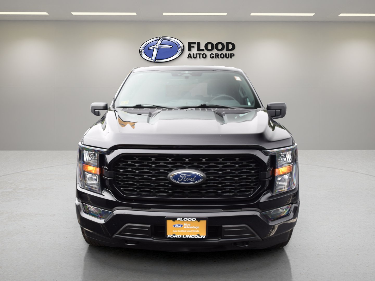 Used 2023 Ford F150 XL w/ STX Appearance Package AWD/4WD image 2