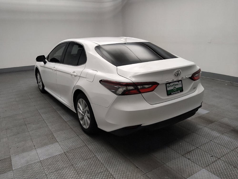 Used 2022 Toyota Camry LE FWD image 5
