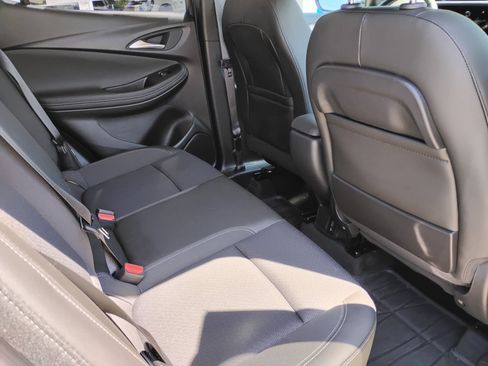 Used 2024 Buick Encore GX Preferred w/ Comfort Package FWD image 28