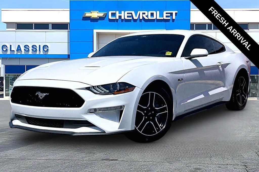 Used 2021 Ford Mustang GT Premium RWD image 2