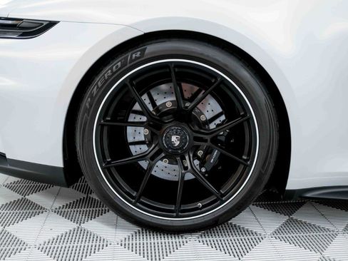 Used 2026 Porsche 911 GT3 RWD image 10