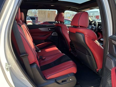 Used 2026 Acura MDX A-Spec image 13