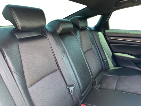 Used 2020 Honda Accord Sport image 18