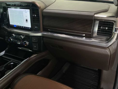 Used 2024 Ford F350 King Ranch w/ Chrome Package image 27