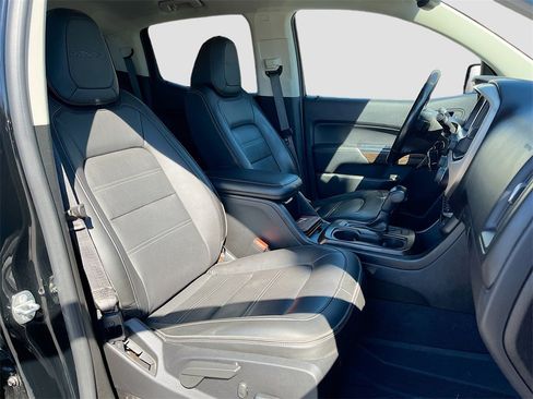 Used 2020 GMC Canyon Denali image 28