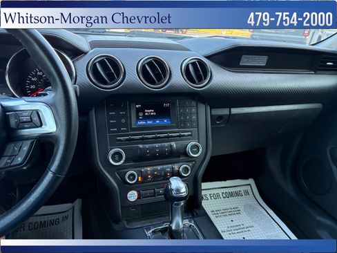 Used 2017 Ford Mustang Coupe RWD image 22
