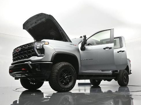 New 2026 Chevrolet Silverado 2500 ZR2 image 54
