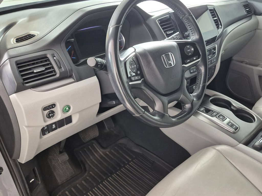 Used 2021 Honda Pilot EX-L image 11
