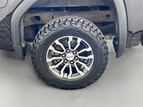 Used 2022 GMC Sierra 1500 AT4 w/ AT4 Premium Package image 39