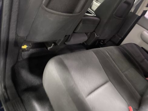 Used 2011 Chevrolet Silverado 1500 W/T image 17