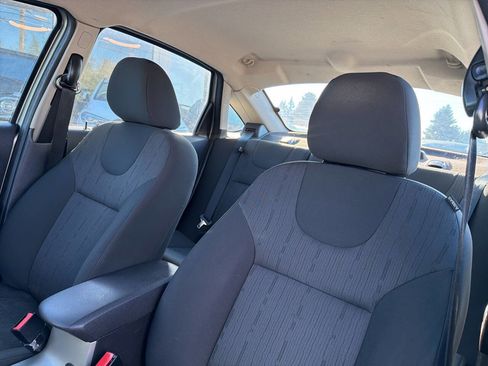 Used 2008 Ford Focus SE image 33
