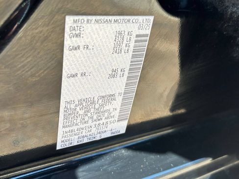 Used 2025 Nissan Altima 2.5 SV FWD image 28