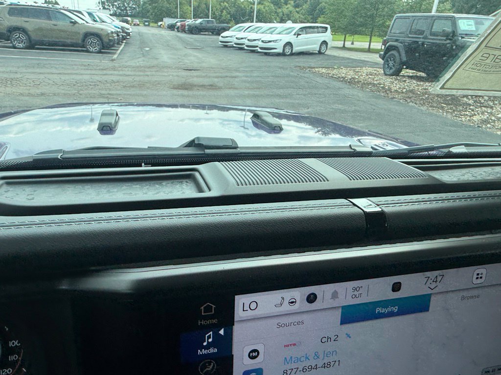 New 2026 Jeep Wrangler Unlimited Sahara w/ Whitecap Package AWD/4WD image 20